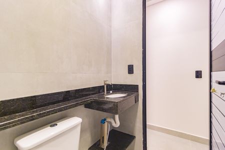 Apartamento para alugar com 44m², 2 quartos e sem vaga Apartamento para alugar com 44m², 2 quartos e sem vagaBanheiro
