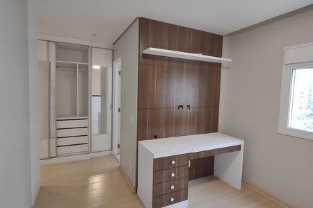 Apartamento para alugar com 162m², 3 quartos e 2 vagasSuíte 1