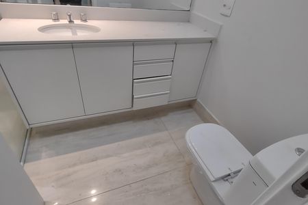 Apartamento para alugar com 162m², 3 quartos e 2 vagasBanheiro da Suíte 1