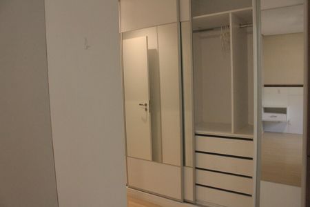 Apartamento para alugar com 162m², 3 quartos e 2 vagasCloset da suíte 1