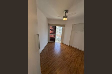 Sala de apartamento para alugar com 2 quartos, 66m² em Botafogo, Rio de Janeiro