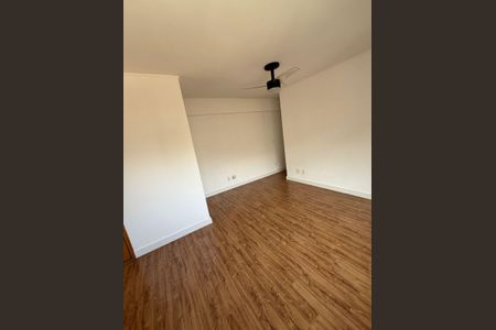 Sala de apartamento para alugar com 2 quartos, 66m² em Botafogo, Rio de Janeiro