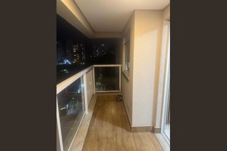 Apartamento para alugar com 60m², 2 quartos e 1 vagaVaranda