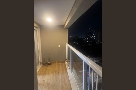 Apartamento para alugar com 60m², 2 quartos e 1 vagaVaranda