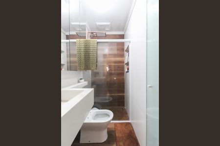 Casa à venda com 70m², 2 quartos e 2 vagas Casa à venda com 70m², 2 quartos e 2 vagasBanheiro
