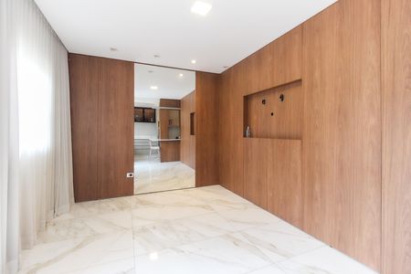 Casa à venda com 70m², 2 quartos e 2 vagas Casa à venda com 70m², 2 quartos e 2 vagasSala