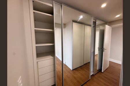 Apartamento à venda com 210m², 4 quartos e 3 vagas Apartamento à venda com 210m², 4 quartos e 3 vagasFoto 06
