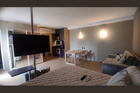 Sala de apartamento à venda com 1 quarto, 42m² em Alphaville, Barueri