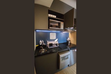 Cozinha de apartamento à venda com 1 quarto, 42m² em Alphaville, Barueri