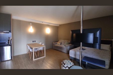 Sala de apartamento à venda com 1 quarto, 42m² em Alphaville, Barueri