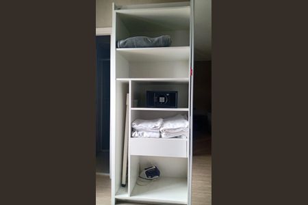 Apartamento à venda com 42m², 1 quarto e 1 vaga Apartamento à venda com 42m², 1 quarto e 1 vagaQuarto