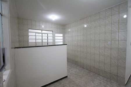Casa para alugar com 100m², 2 quartos e sem vagaSala