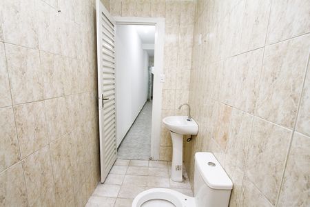 Casa para alugar com 100m², 2 quartos e sem vagaBanheiro Social