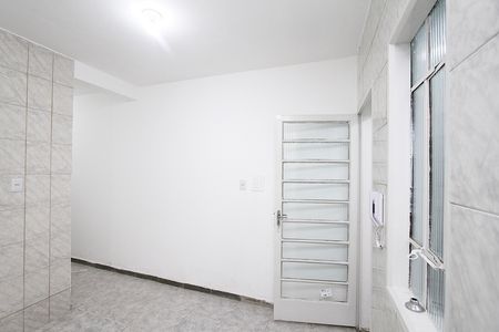 Casa para alugar com 100m², 2 quartos e sem vagaSala
