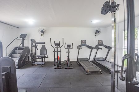 Apartamento para alugar com 42m², 2 quartos e sem vaga Apartamento para alugar com 42m², 2 quartos e sem vagaAcademia