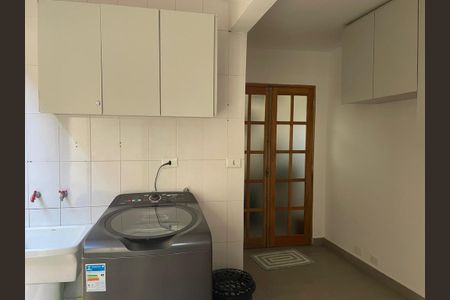 Área externa de casa à venda com 3 quartos, 250m² em Jardim Lar Sao Paulo, São Paulo