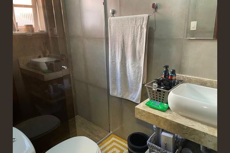 Banheiro de casa à venda com 3 quartos, 250m² em Jardim Lar Sao Paulo, São Paulo