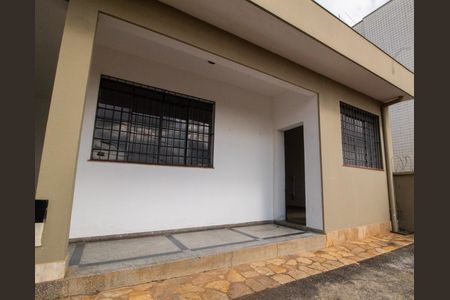 Apartamento para alugar com 150m², 3 quartos e 3 vagas Apartamento para alugar com 150m², 3 quartos e 3 vagasFachada da Casa