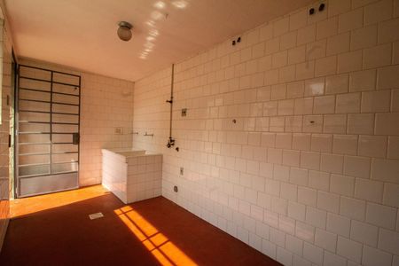 Apartamento para alugar com 150m², 3 quartos e 3 vagas Apartamento para alugar com 150m², 3 quartos e 3 vagasÁrea de Serviço