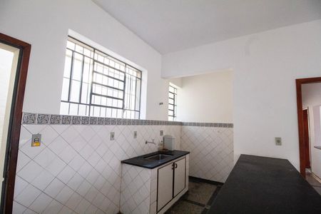 Apartamento para alugar com 150m², 3 quartos e 3 vagas Apartamento para alugar com 150m², 3 quartos e 3 vagasCozinha