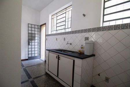 Apartamento para alugar com 150m², 3 quartos e 3 vagas Apartamento para alugar com 150m², 3 quartos e 3 vagasCozinha