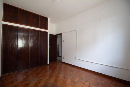 Apartamento para alugar com 150m², 3 quartos e 3 vagas Apartamento para alugar com 150m², 3 quartos e 3 vagasQuarto 02