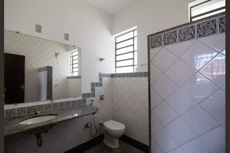 Apartamento para alugar com 150m², 3 quartos e 3 vagas Apartamento para alugar com 150m², 3 quartos e 3 vagasBanheiro Social