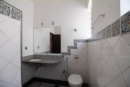 Apartamento para alugar com 150m², 3 quartos e 3 vagas Apartamento para alugar com 150m², 3 quartos e 3 vagasBanheiro Social