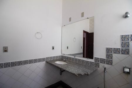 Apartamento para alugar com 150m², 3 quartos e 3 vagas Apartamento para alugar com 150m², 3 quartos e 3 vagasBanheiro Social