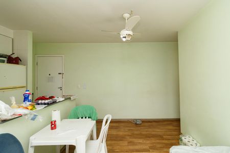 Sala de apartamento à venda com 2 quartos, 51m² em Furnas, São Paulo