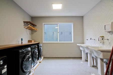 Apartamento para alugar com 35m², 2 quartos e sem vaga Apartamento para alugar com 35m², 2 quartos e sem vagaLavanderia