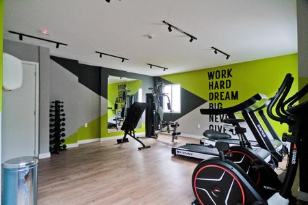 Apartamento para alugar com 35m², 2 quartos e sem vaga Apartamento para alugar com 35m², 2 quartos e sem vagaÁrea comum - Academia