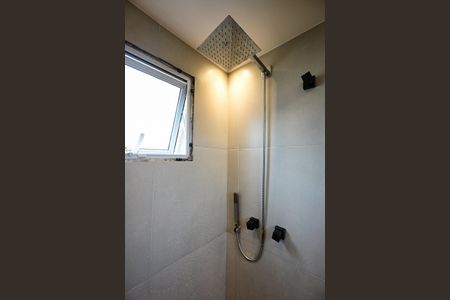 Apartamento à venda com 75m², 2 quartos e 2 vagasBanheiro Suíte