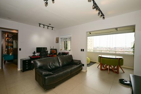 Apartamento à venda com 75m², 2 quartos e 2 vagasSala