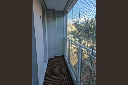 Apartamento à venda com 52m², 2 quartos e 1 vaga Apartamento à venda com 52m², 2 quartos e 1 vagaVaranda