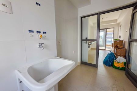 Apartamento à venda com 153m², 4 quartos e 3 vagas Apartamento à venda com 153m², 4 quartos e 3 vagasÁrea de Serviço