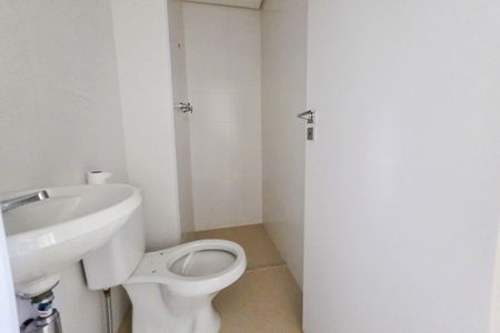 Apartamento à venda com 153m², 4 quartos e 3 vagas Apartamento à venda com 153m², 4 quartos e 3 vagasBanheiro de serviço