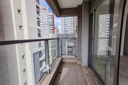 Apartamento à venda com 153m², 4 quartos e 3 vagas Apartamento à venda com 153m², 4 quartos e 3 vagasVaranda da Suíte 1
