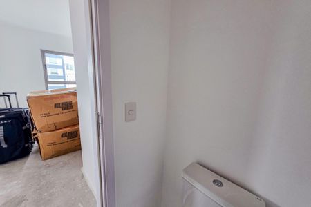 Apartamento à venda com 153m², 4 quartos e 3 vagas Apartamento à venda com 153m², 4 quartos e 3 vagasLavabo