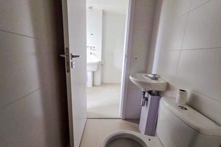 Apartamento à venda com 153m², 4 quartos e 3 vagas Apartamento à venda com 153m², 4 quartos e 3 vagasBanheiro de serviço