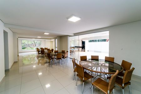 Apartamento à venda com 144m², 4 quartos e 4 vagas Apartamento à venda com 144m², 4 quartos e 4 vagasÁrea comum - Salão de festas