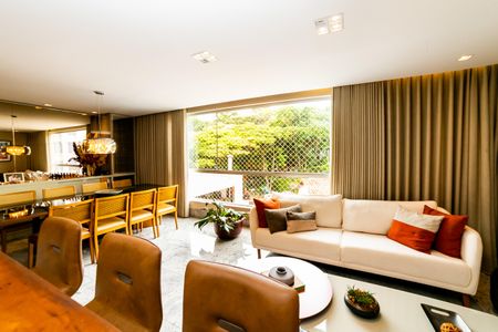 Apartamento à venda com 144m², 4 quartos e 4 vagas Apartamento à venda com 144m², 4 quartos e 4 vagasSala