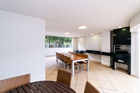 Apartamento à venda com 144m², 4 quartos e 4 vagas Apartamento à venda com 144m², 4 quartos e 4 vagasÁrea comum - Salão de festas