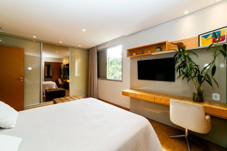 Apartamento à venda com 144m², 4 quartos e 4 vagas Apartamento à venda com 144m², 4 quartos e 4 vagasSuíte 1