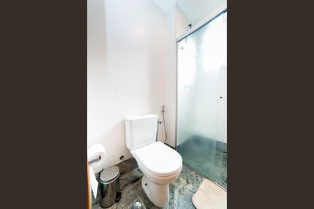 Apartamento à venda com 144m², 4 quartos e 4 vagas Apartamento à venda com 144m², 4 quartos e 4 vagasBanheiro Social