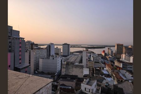 Vista da janela de apartamento à venda com 1 quarto, 35m² em Centro Histórico, Porto Alegre