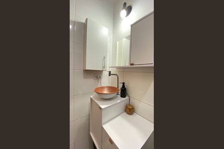 Apartamento à venda com 38m², 2 quartos e sem vagaBanheiro 