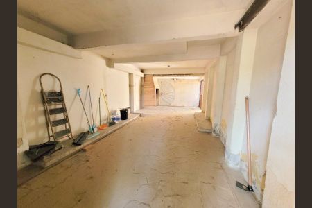 Casa à venda com 130m², 3 quartos e 2 vagas Casa à venda com 130m², 3 quartos e 2 vagasÁrea externa