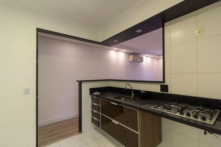 Apartamento à venda com 74m², 2 quartos e 2 vagas Apartamento à venda com 74m², 2 quartos e 2 vagasCozinha