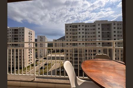 Varanda de apartamento para alugar com 2 quartos, 55m² em Barra Olímpica, Rio de Janeiro